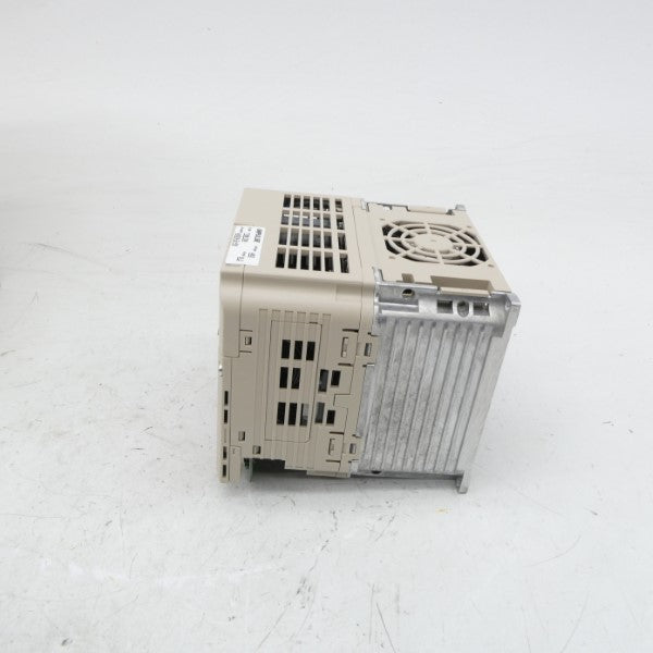 YASKAWA ELECTRIC CIMR-VU4A0011BAA 380-480VAC 14.0/10.4A NSMP