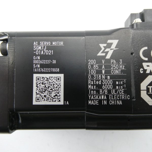 YASKAWA SGM7J-01A7D21 200V 0.85A NSNP