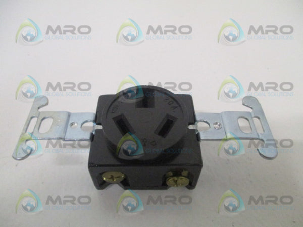 PASS & SEYMOUR 6810 SINGLE RECEPTACLE NSMP