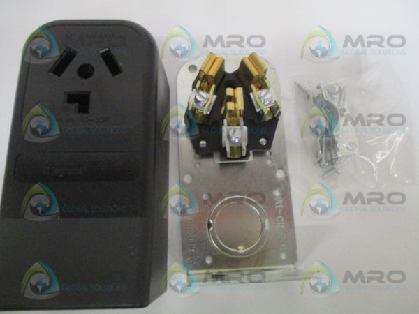 PASS & SEYMOUR LEGRAND 388 DRYER RECEPTACLE NSMP