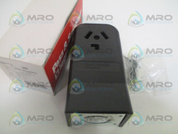 PASS & SEYMOUR LEGRAND 388 DRYER RECEPTACLE NSMP
