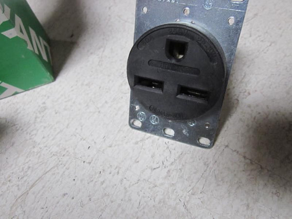 HUBBELL / BRYANT 9630FR 250V FLUSH RECEPTACLE NSMP