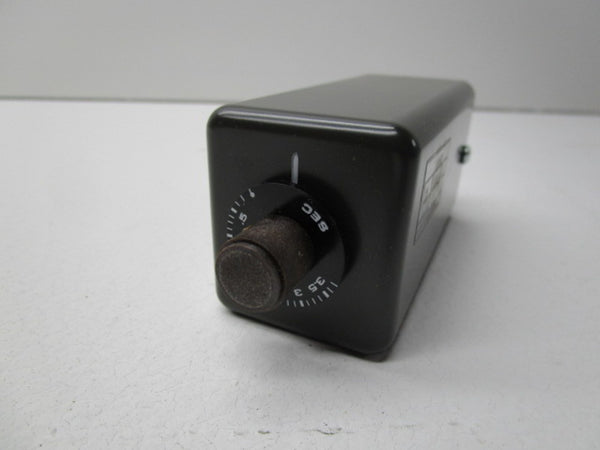 EAGLE SIGNAL C6910A3 TIME DELAY RELAY 120V 50/60HZ NSMP