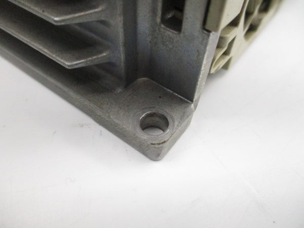 YASKAWA CIMR-V7AM41P5 380-460VAC 7A UNMP