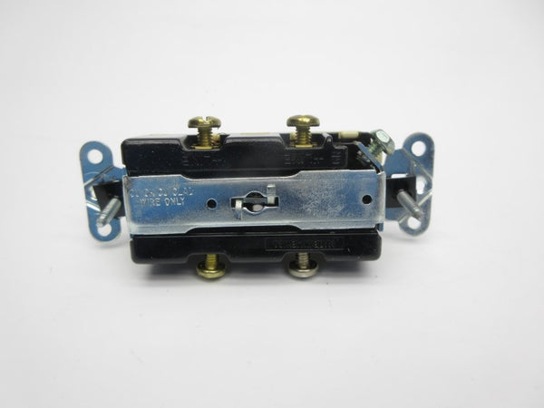 PASS & SEYMOUR 692-IG 120VAC 15A NSMP
