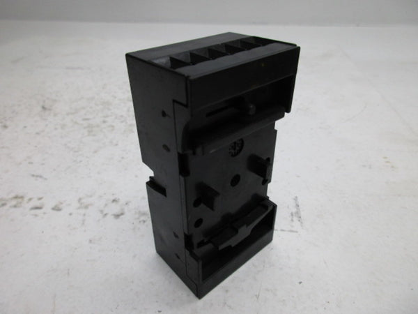 ELESTA ZKM118 RELAY SOCKET  UNMP