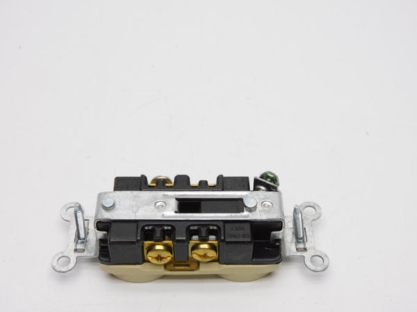 PASS&SEYMOUR LEGRAND CRB5362-I NSMP