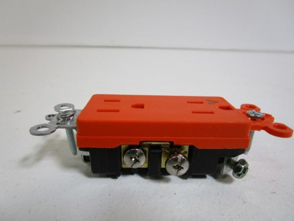 LOT OF 7 PASS & SEYMOUR DUPLEX RECEPTACLE (ORANGE) IG26262 NSMP