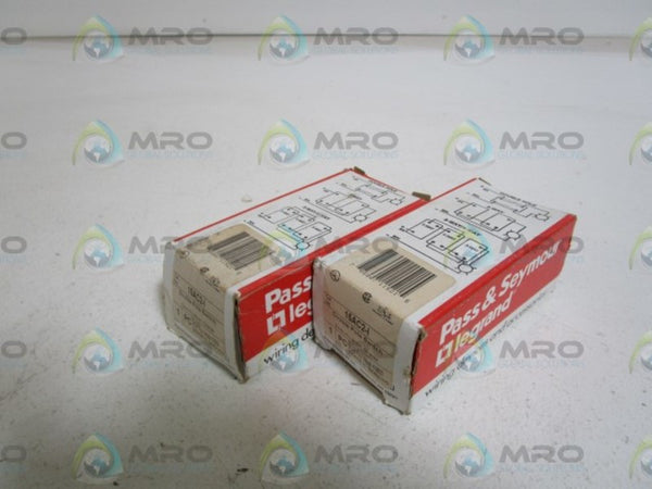 LOT OF 2 PASS & SEYMOUR DOUPLE POLE SWITCH 15AC2-I NSMP