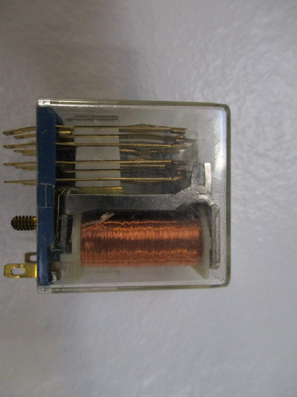 TELEMECANIQUE TF154-2C-2C RELAY 24VDC 5A  UNMP