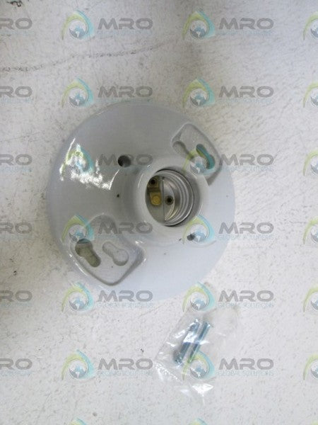 LOT OF 2 PASS & SEYMOUR LEGRAND LAMPHOLDER 274 NSMP