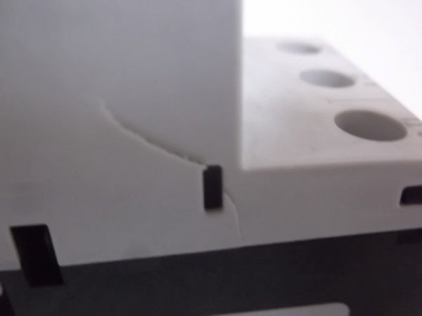 SIEMENS 3RV1021-1AA10 OVERLOAD RELAY (AS PICTURED)  NSNP