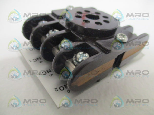 MICRO SWITCH FE-LCR0 RELAY SOCKET 8 PIN NSMP