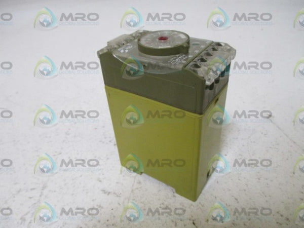 PILZ PA-1NK10S/120V/2UZFBM SAFEY RELAY NSNP