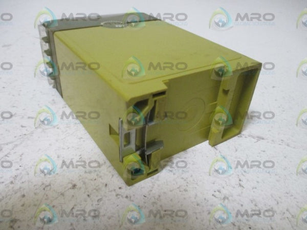PILZ PA-1NK10S/120V/2UZFBM SAFEY RELAY NSNP