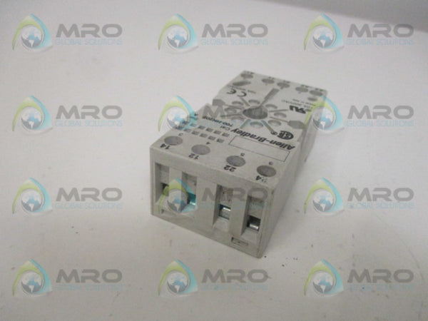 ALLEN BRADLEY 700-HN202 SER. A RELAY SOCKET UNMP