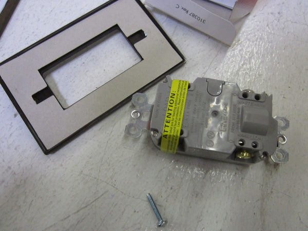 PASS & SEYMOUR 1595 GFC1 DUPLEX RECEPTACLE TRIP INDICATOR LIGHT NSMP