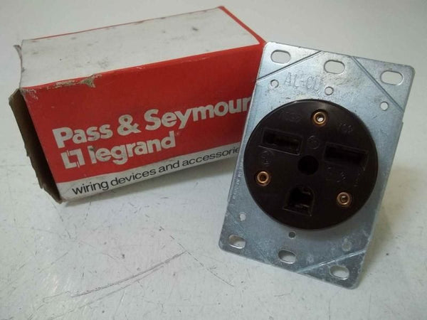 PASS & SEYMOUR 3801 FLUSH POWER OUTLET NSMP