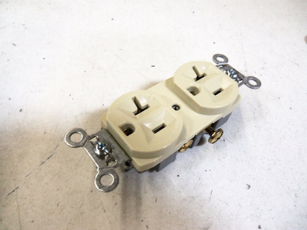 PASS & SEYMOUR CR20-I DUPLEX RECEPTACLE NSMP