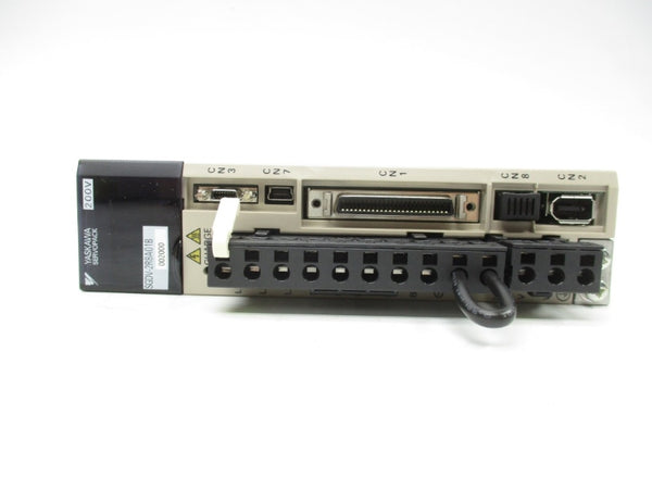YASKAWA SGDV-2R8A01B002000 200-230V 2A NSMP