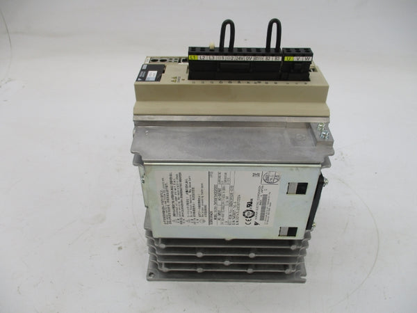 YASKAWA SGDV-3R5DE1A002000 SGDV-OCA01A 380-480V 2.5A 0-55'C UNMP
