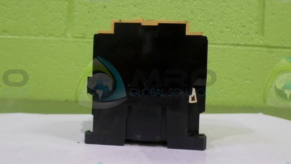 ALLEN BRADLEY 100-A30ND3 w/ 195-BA11 RELAY UNMP