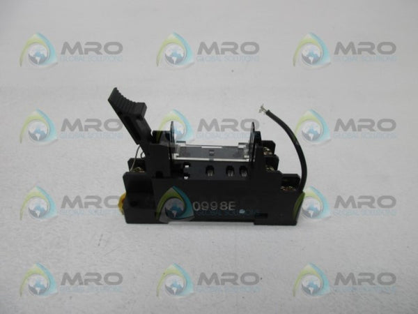 OMRON 2-M3X12 RELAY BASE SOCKET UNMP