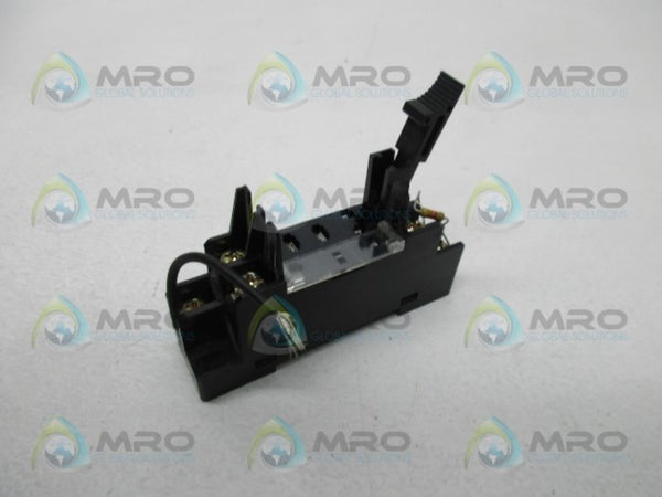 OMRON 2-M3X12 RELAY BASE SOCKET UNMP