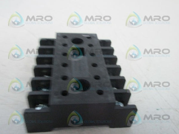 TRI-TRONICS SD12PC RELAY SOCKET NSMP
