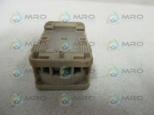 ALLEN BRADLEY 700-HN101 SER. A RELAY BASE SOCKET UNMP