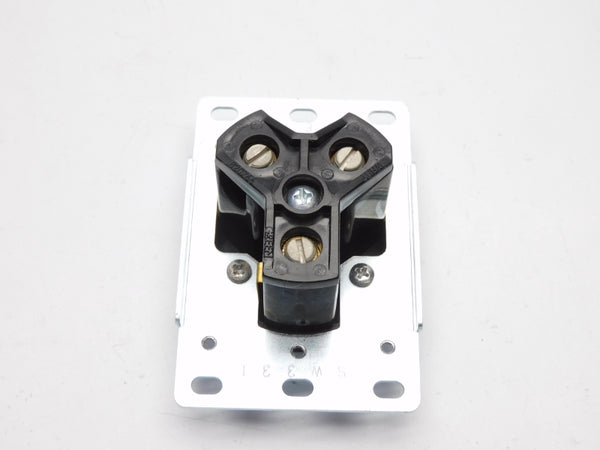 PASS&SEYMOUR LEGRAND 3830 125V 30A NSMP