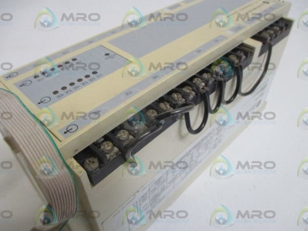 ALLEN BRADLEY 1745-E105 SER.A RELAY OUTPUT EXPANSION UNIT(AS PICTURED)  UNMP