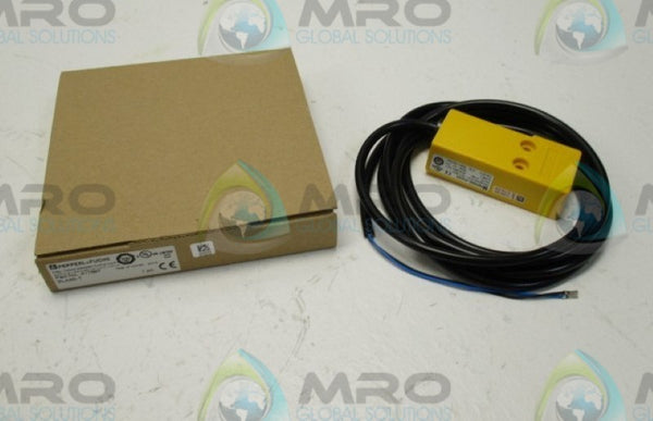 PEPPERL+FUCHS SLA5S-T 417697 PHOTOELECTRIC?SAFETY SENSOR NSMP