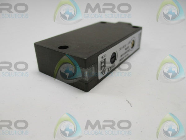PEPPERL+FUCHS VISOLUX MLV40-8-H-65/37/70B 419366 SENSOR 10-30VDC NSMP