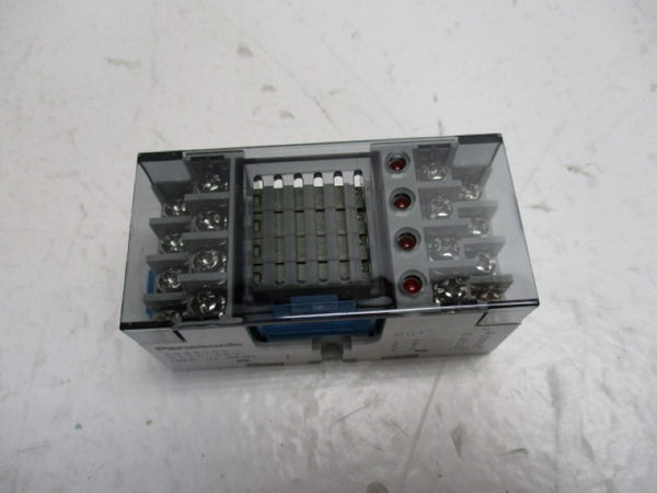 PANASONIC RT3S-24V TERMINAL RELAY MODULE 24V NSMP