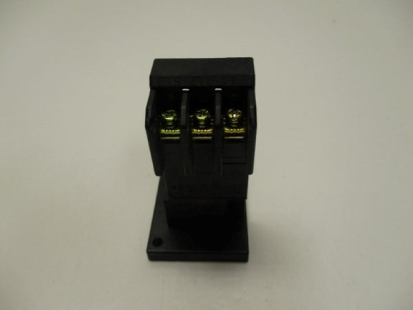 FUJI ELECTRIC SZ-HB OVER LOAD RELAY BASE UNIT UNMP