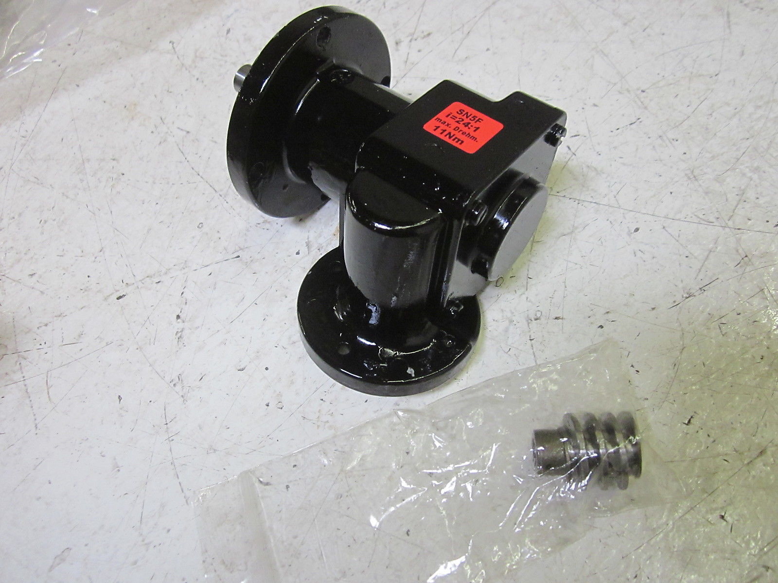 5002600440 GEAR, WORM RATION 24:1 NSNP