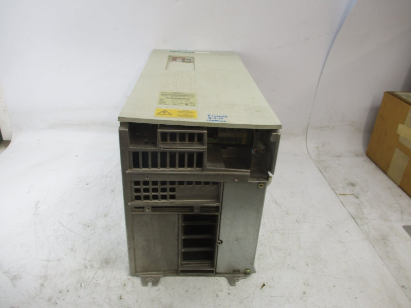 SIEMENS 6SE7024-7TD51-Z 650V 55.9A NSNP