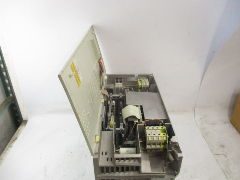 SIEMENS 6SE7024-7TD51-Z 650V 55.9A NSNP