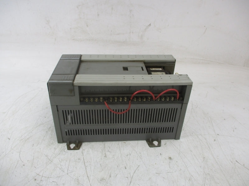 ALLEN BRADLEY 1747-L30C SER. B F/W 4 120/240VAC 15A (AS PICTURED) UNMP