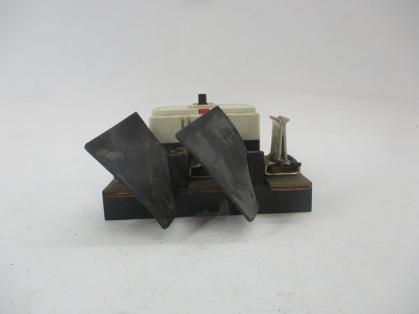 CIRCUIT BREAKER FDB3200KW 250VDC 200A UNMP