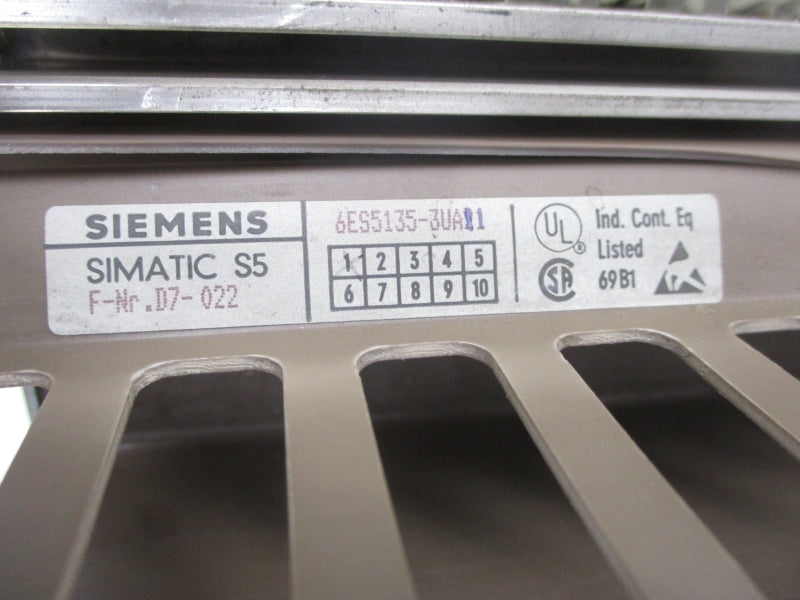 SIEMENS 6ES5135-3UA21 230VAC 1.5A NSNP