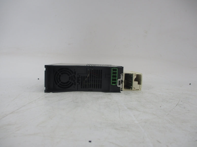 SCHNEIDER ELECTRIC ATV32HU22M2 200-240V 23.9A NSNP
