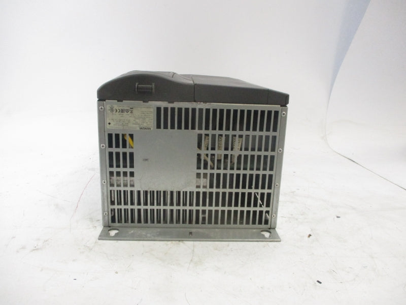 SIEMENS 6SE6440-2AD32-2DA1 380-480V 59A UNMP