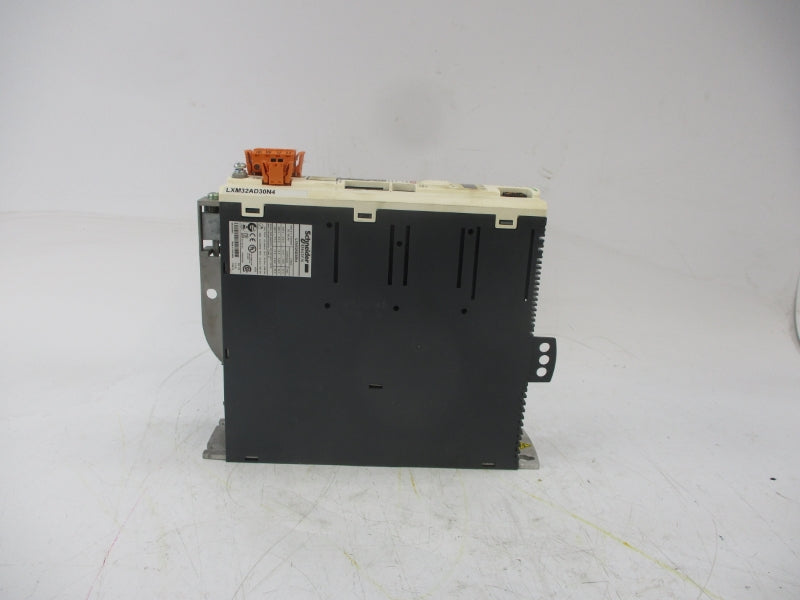 SCHNEIDER ELECTRIC LXM32AD30N4 480V 7.0A NSNP