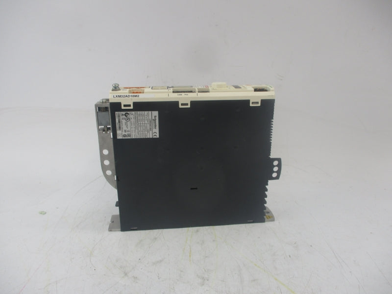 SCHNEIDER ELECTRIC LXM32AD18M2 230V 8.4A NSNP