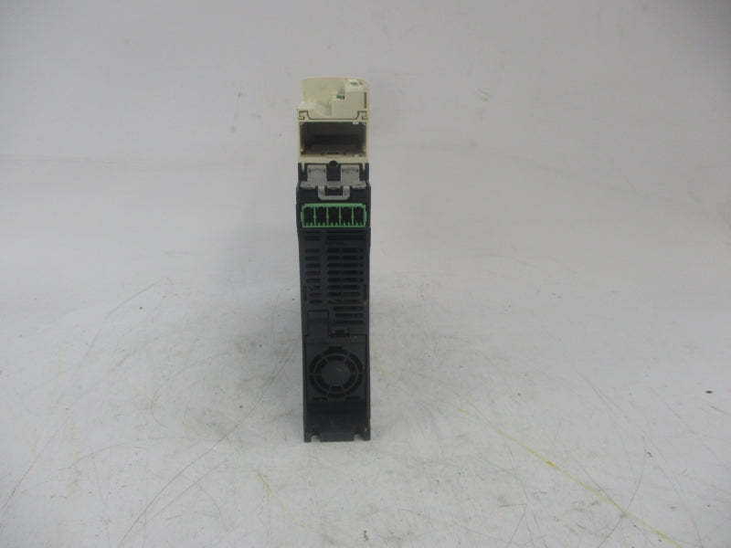 SCHNEIDER ELECTRIC ATV32H037M2 200-240V 6A (AS PICTURED) NSNP