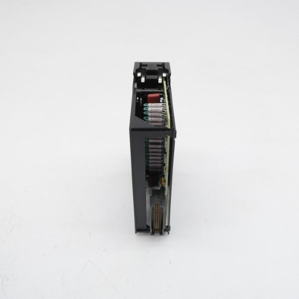 ALLEN BRADLEY 1756-IA16 SER. A F/W 3.004 120VAC NSMP