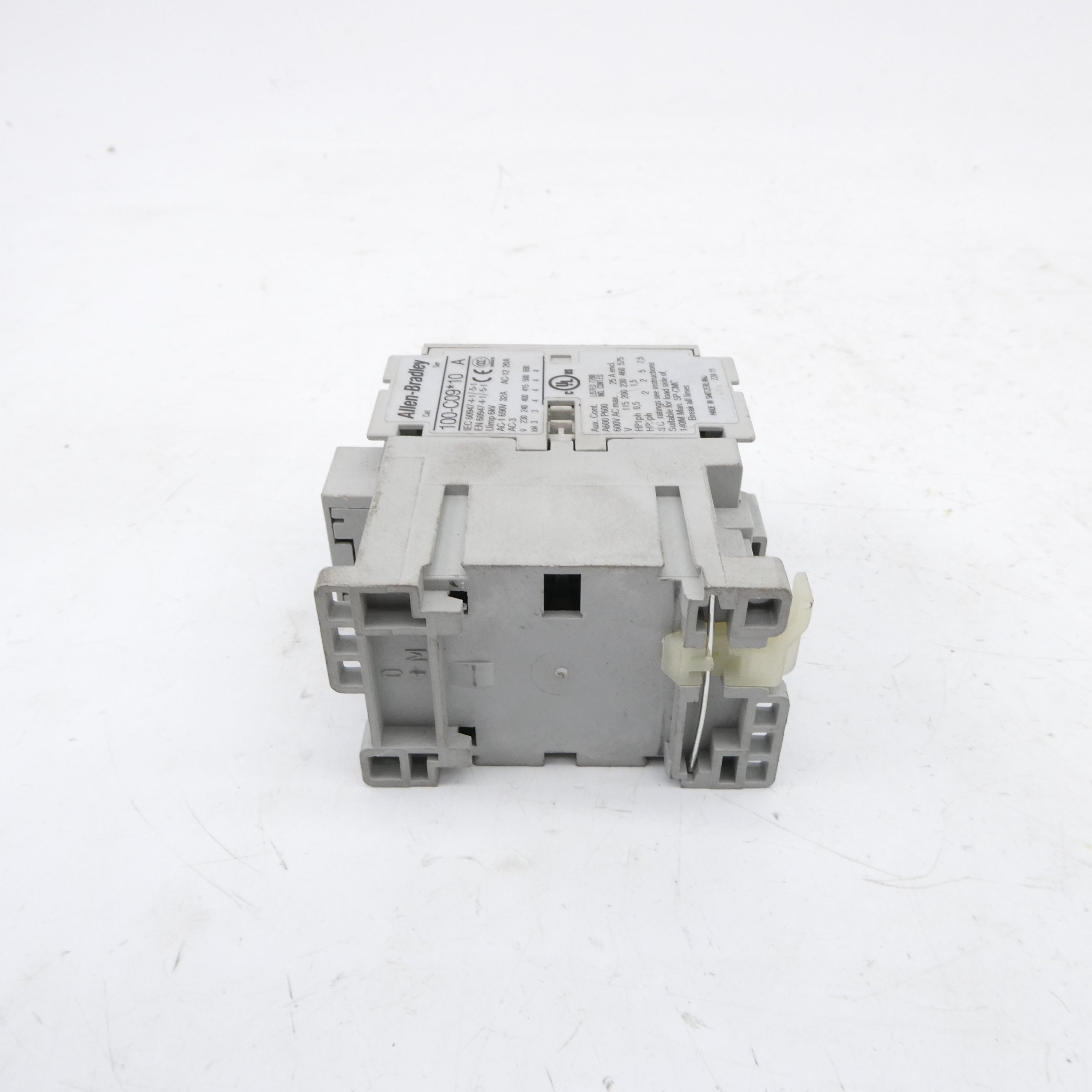 ALLEN BRADLEY 100-C09D10 SER. A 110V 32A NSNP