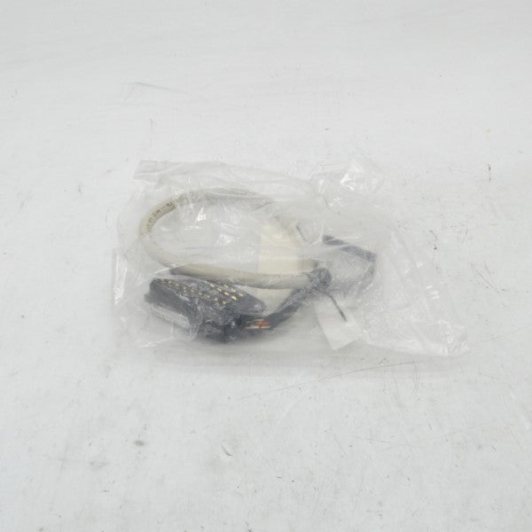 ALLEN BRADLEY 1492-CAB005J69 SER. E NSMP